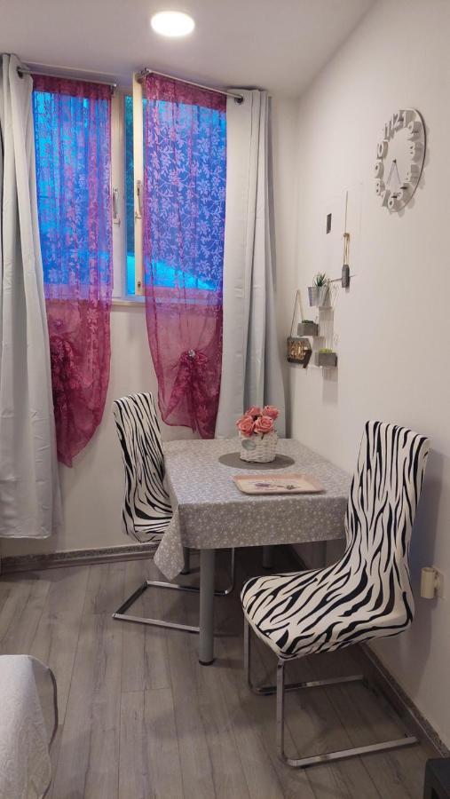 Apartment Rosse สปลิท ภายนอก รูปภาพ