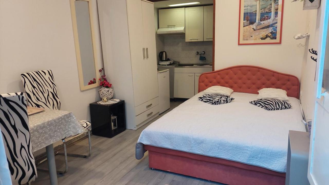 Apartment Rosse สปลิท ภายนอก รูปภาพ