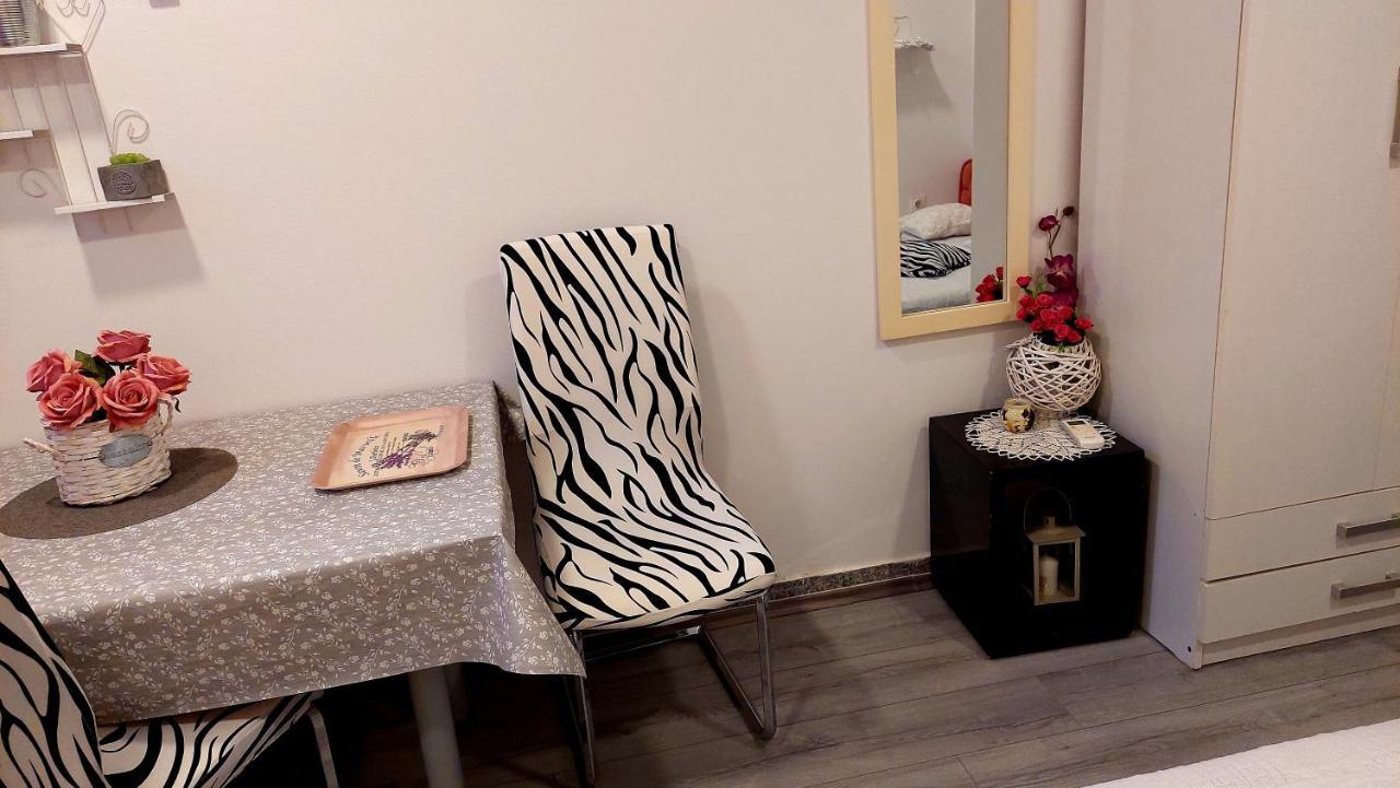 Apartment Rosse สปลิท ภายนอก รูปภาพ