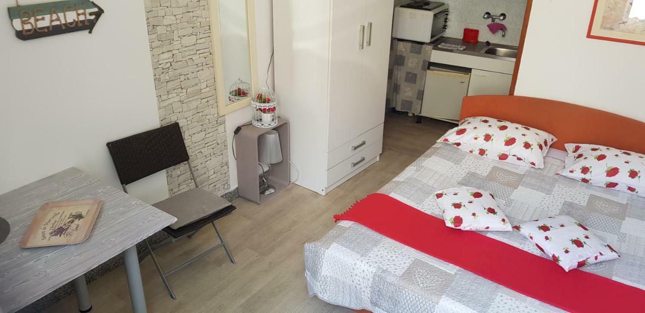 Apartment Rosse สปลิท ภายนอก รูปภาพ